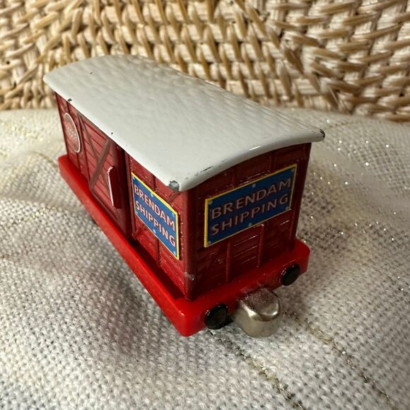 Thomas and Friends Magic Cargo Car - Picture 2 of 6